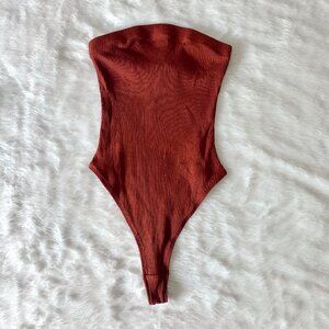URBAN OUTFITTERS Ribbed Strapless Bodysuit